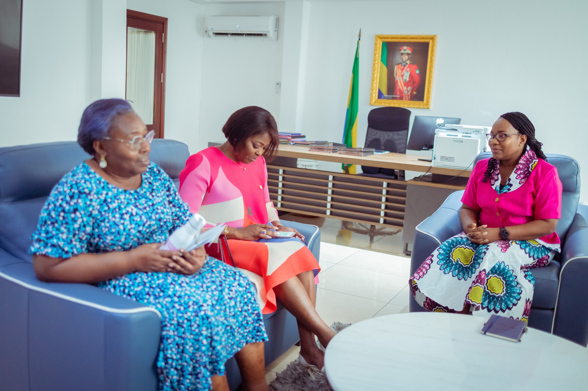 [MINISTERE DES AFFAIRES SOCIALES/FEMMES 2FOIS]
